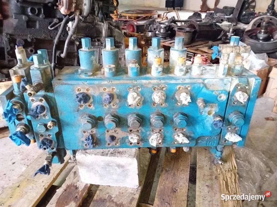 Rozdzielacz liebherr 900c Pozostałe Siewierz