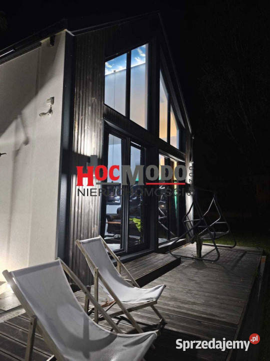 Nowoczesny dom z 2023 roku z antresolą