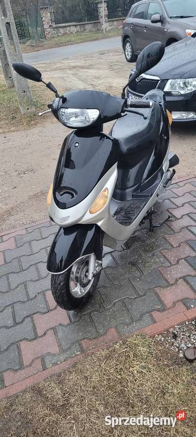 Skuter 4t ladny zadbany maly przebieg