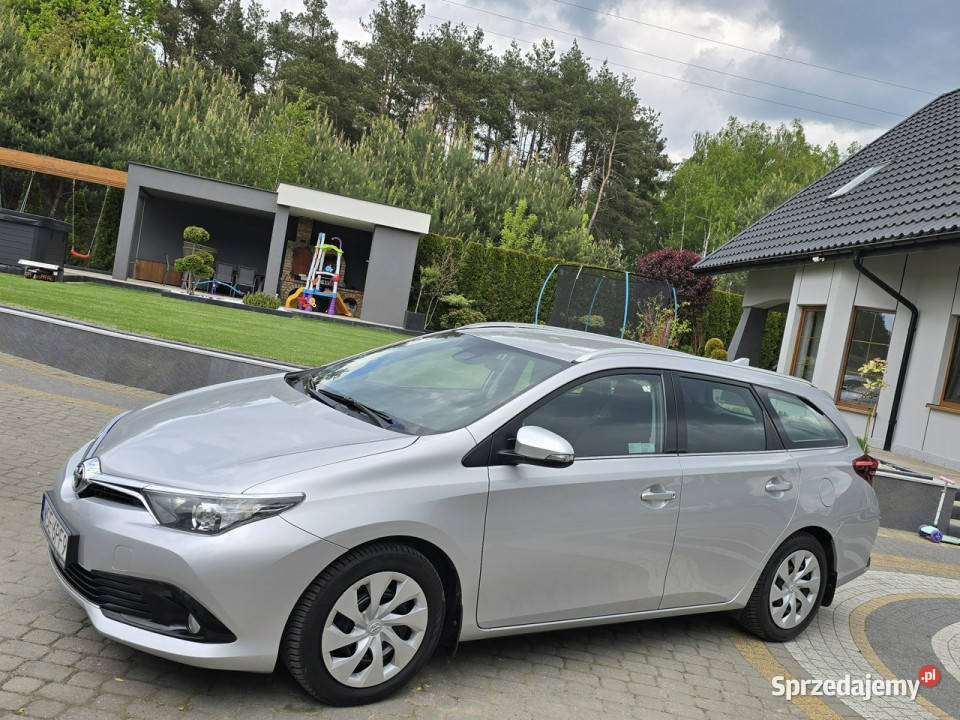 Toyota Auris 16 D4D Premium Salon II 2012 Skępe