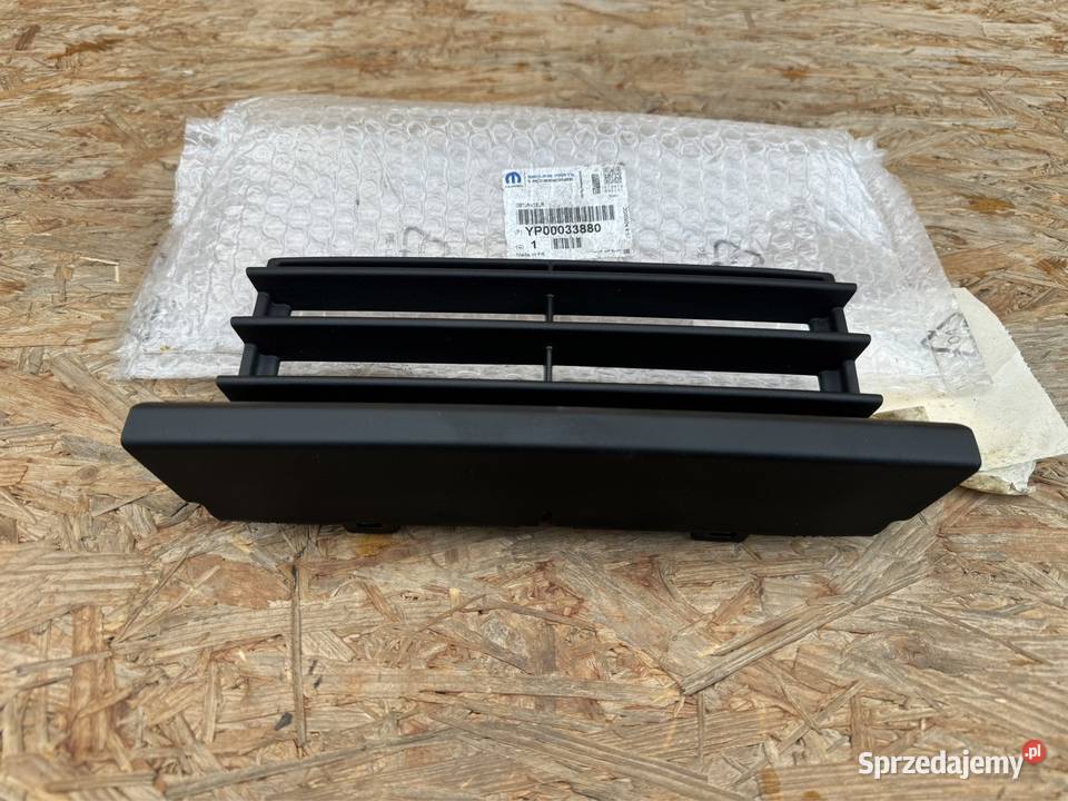 Zaślepka kratki środkowej Opel grandland x 17 sprzedam