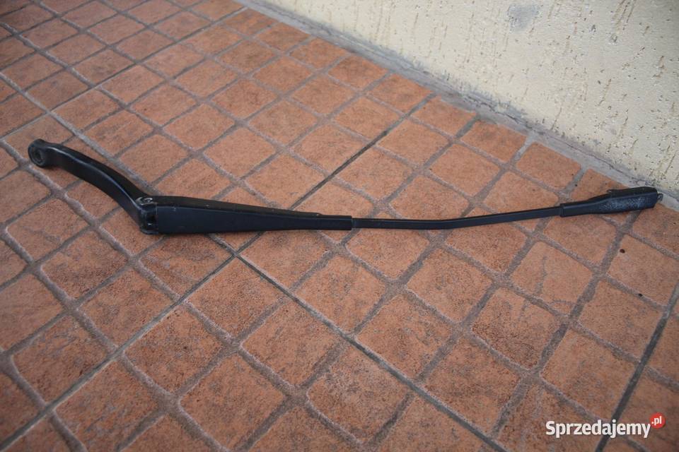 RAMIE WYCIERACZKI LEWE OPEL CORSA D 13182325 Ramiona wycieraczek