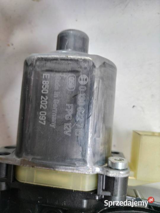MECHANIZM SZYBY LEWY TYŁ SEDAN 0130822715 Skoda