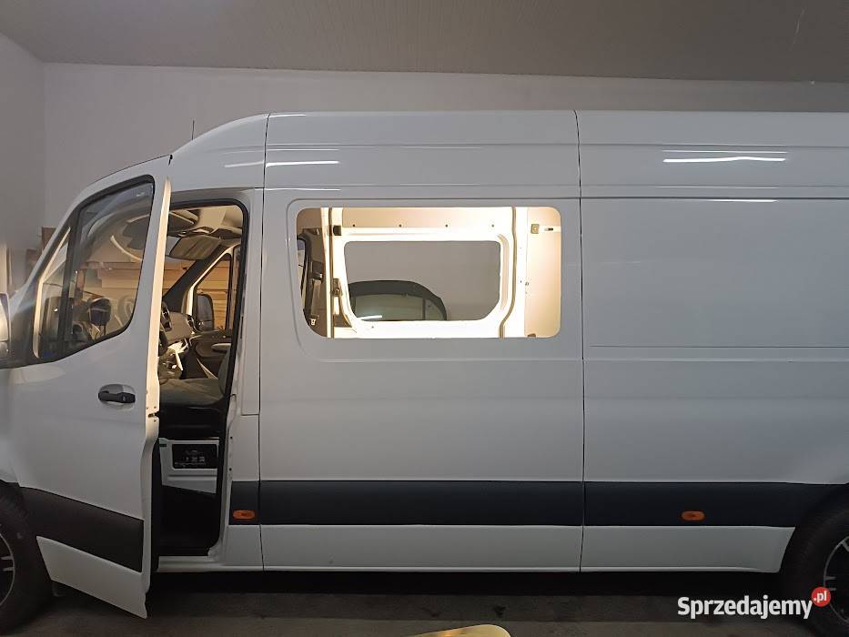 Szyba boczna Sprinter III 2018r nowa ciemna