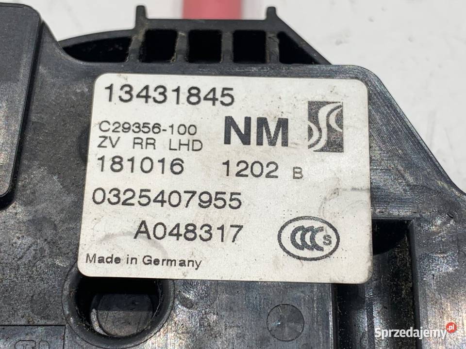 ZAMEK DRZWI PRAWY TYŁ OPEL CORSA E Hatchback sprzedam