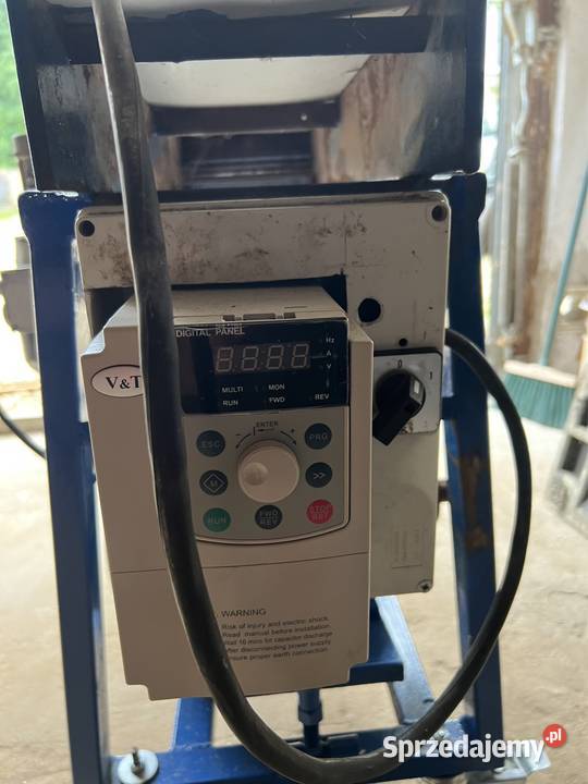 Maszyna gilotyna do cięcia liści ziół tytoniu Sosnowiec