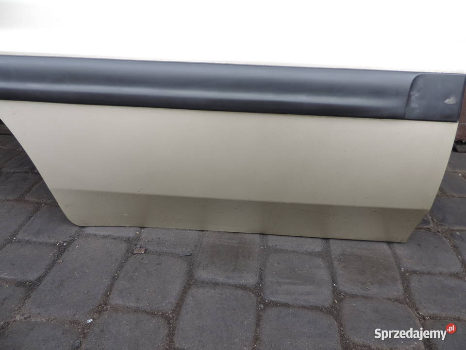 DRZWI PRAWY TYŁ CITROEN SAXO 5D