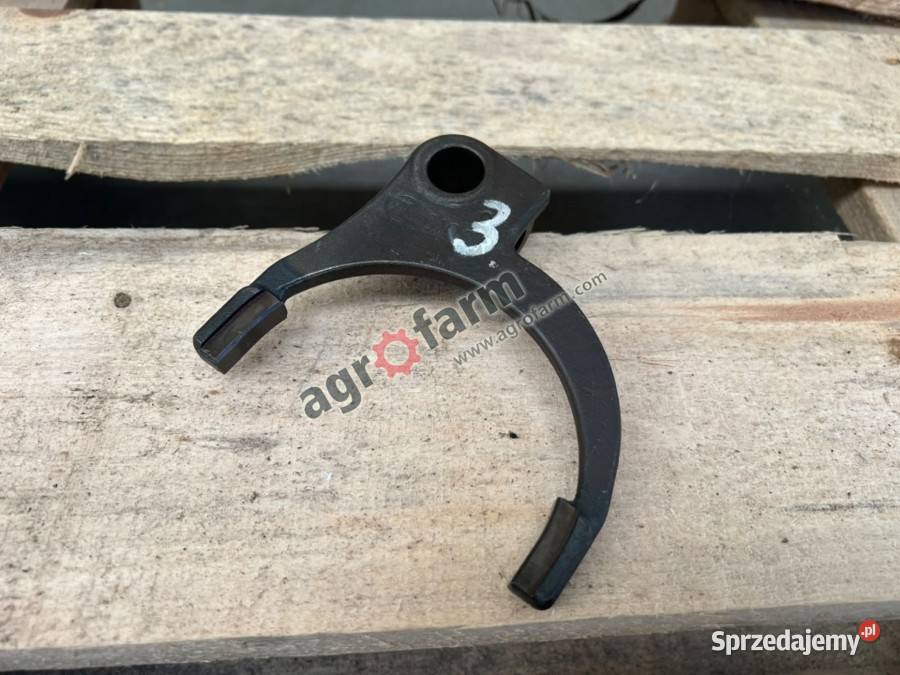 Widełki skrzyni biegów Case Farmall 105