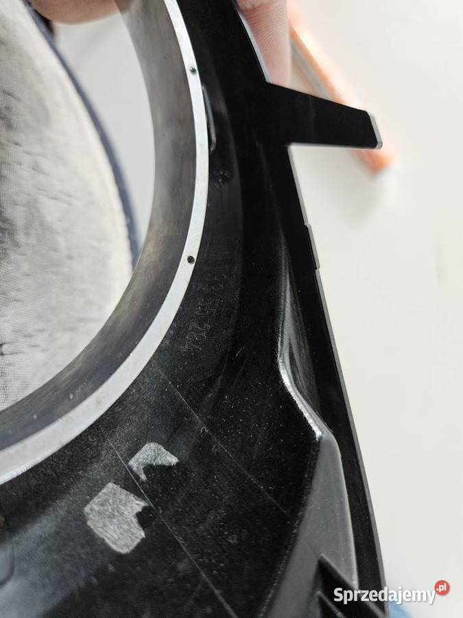 OPEL ADAM RAMKA HALOGENU PRAWY PRZÓD PRAWA wielkopolskie