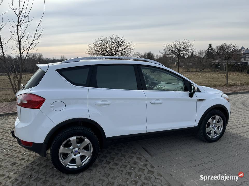 Ford kuga napęd 4x4 stan idealny z serwisami świętokrzyskie Niwy
