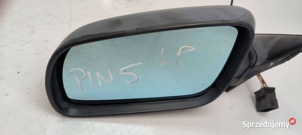 LUSTERKO LEWE AUDI A4 B5 osobowe Pozostałe Lipno