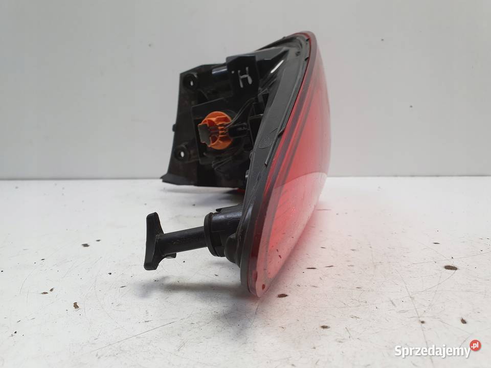 Renault Kadjar LIFT TYLNIA TYLNA LAMPA PRAWA Janów