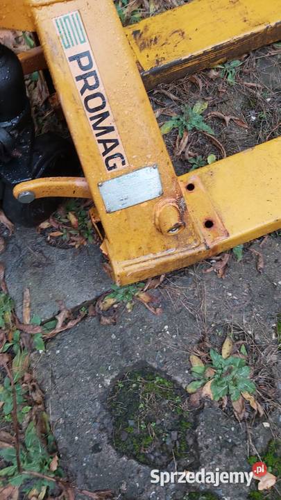 Paleciak z hamulcem Promag z widłami 27 metra Dobczyce