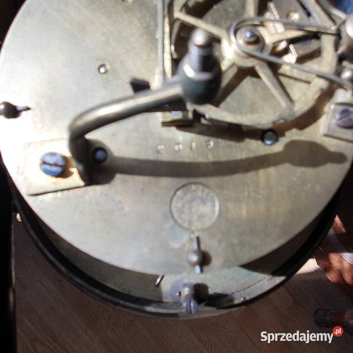 Zegar portykowy z zerwaną sprężyną chodureszta