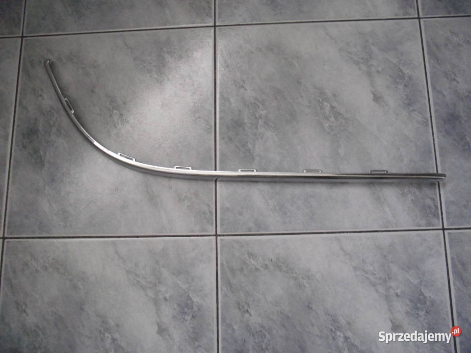 Vw Golf 4 kombi Listwa chromowa zderzaka tylnego Rok produkcji 2000 Wrocław