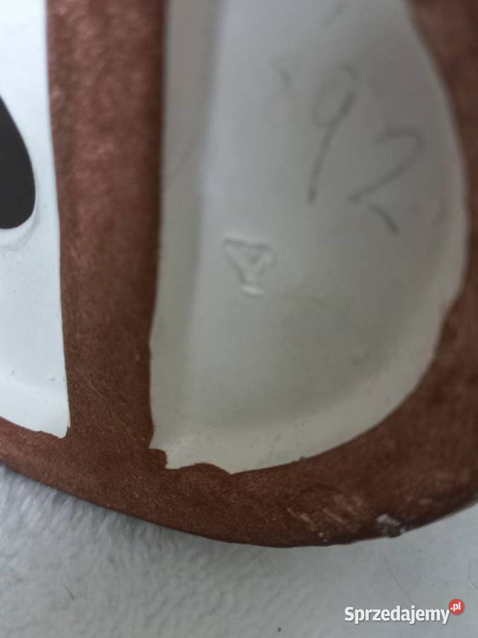 Figurka Myśliwy porcelana biskwitowa Toruń