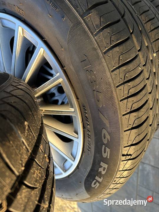 Sprzedam opony letnie z alufelgami 18565 R15 88T