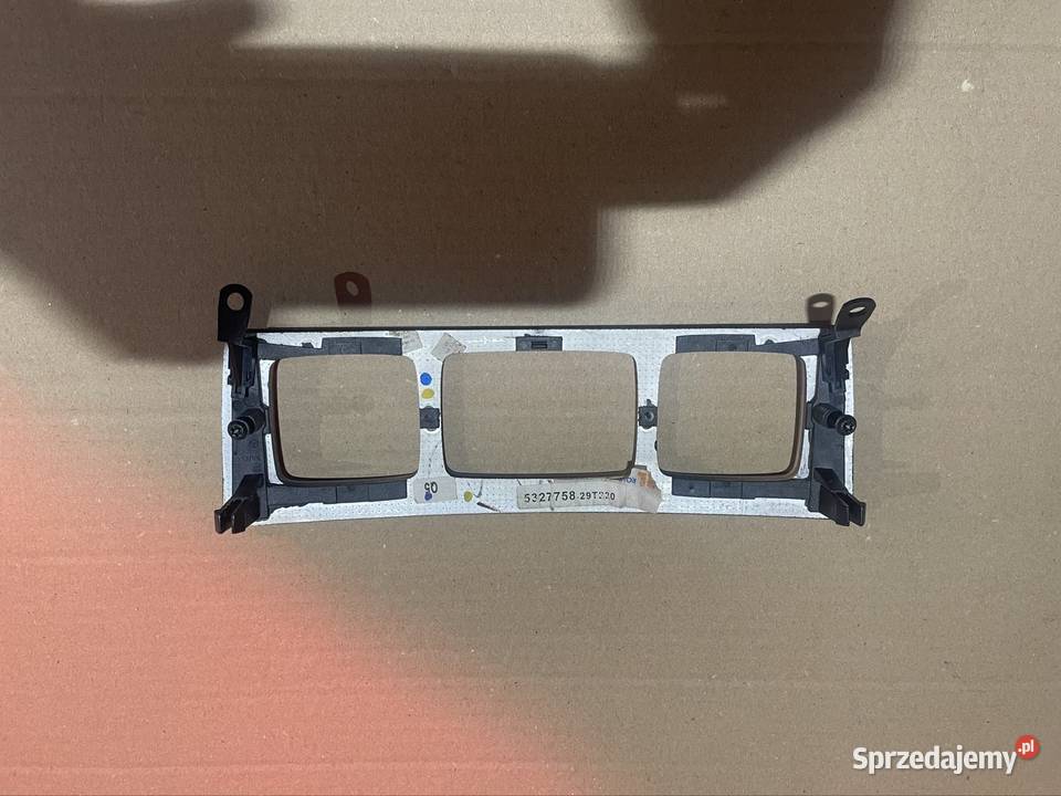 Dekor Panelu klimatyzacji nawiewu mercedes s Rok produkcji 2005