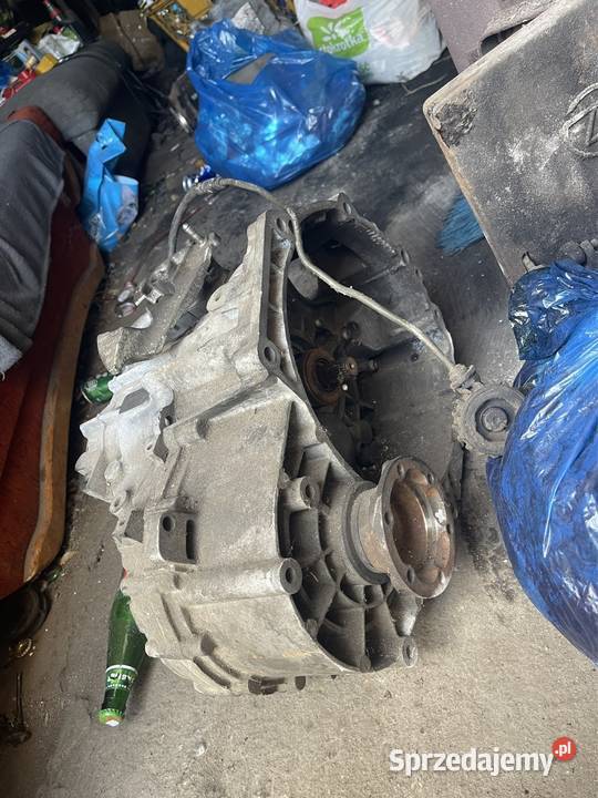 Skrzynia biegów ozn KDN z vw 20 BMP 6biegów Zagrodno sprzedam