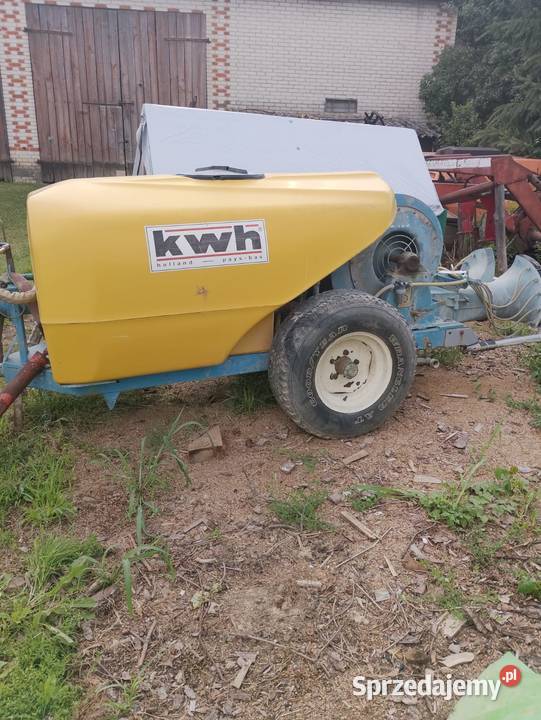 Opryskiwacz sadowniczy KWH 1000 l nieuszkodzony Izdebno-Kolonia