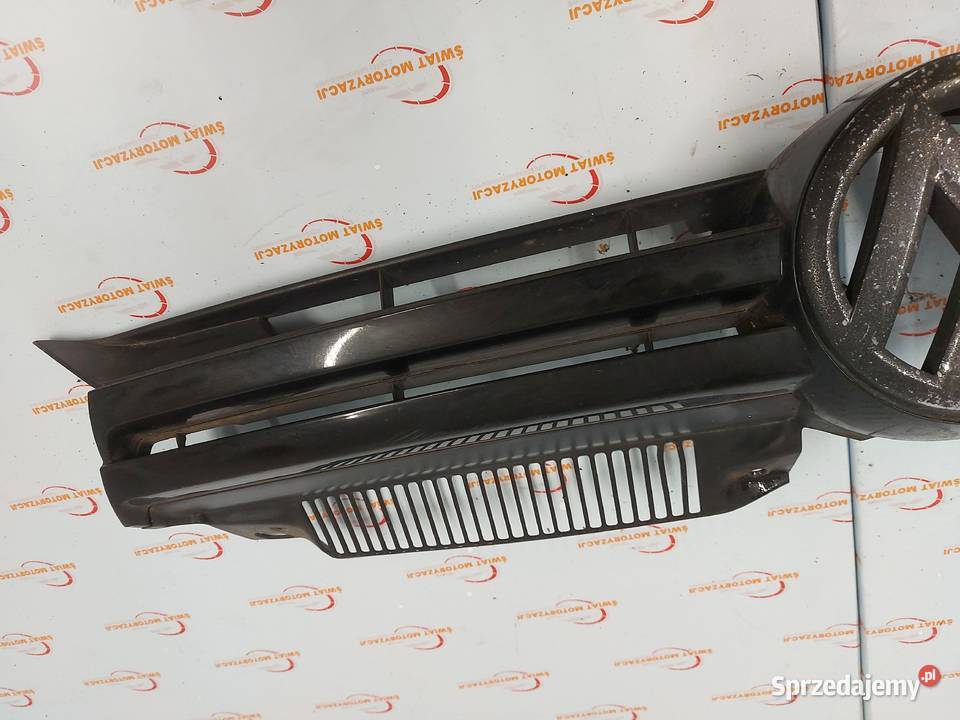 VW GOLF VI grill atrapa 5K0853653