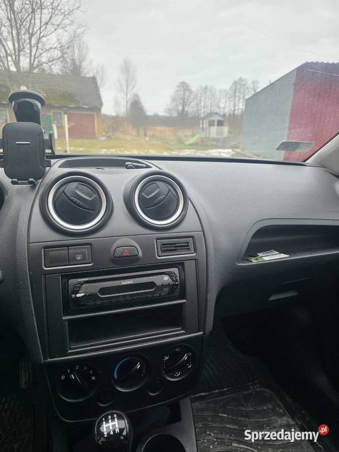 Sprzedam Ford fiesta świętokrzyskie Bejsce sprzedam