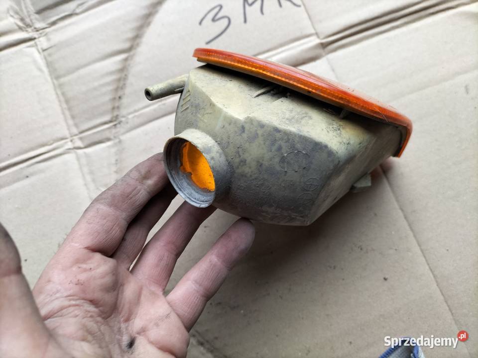 VOLKSWAGEN POLO III N6 6N KIERUNKOWSKAZ PRAWY Oświetlenie sprzedam
