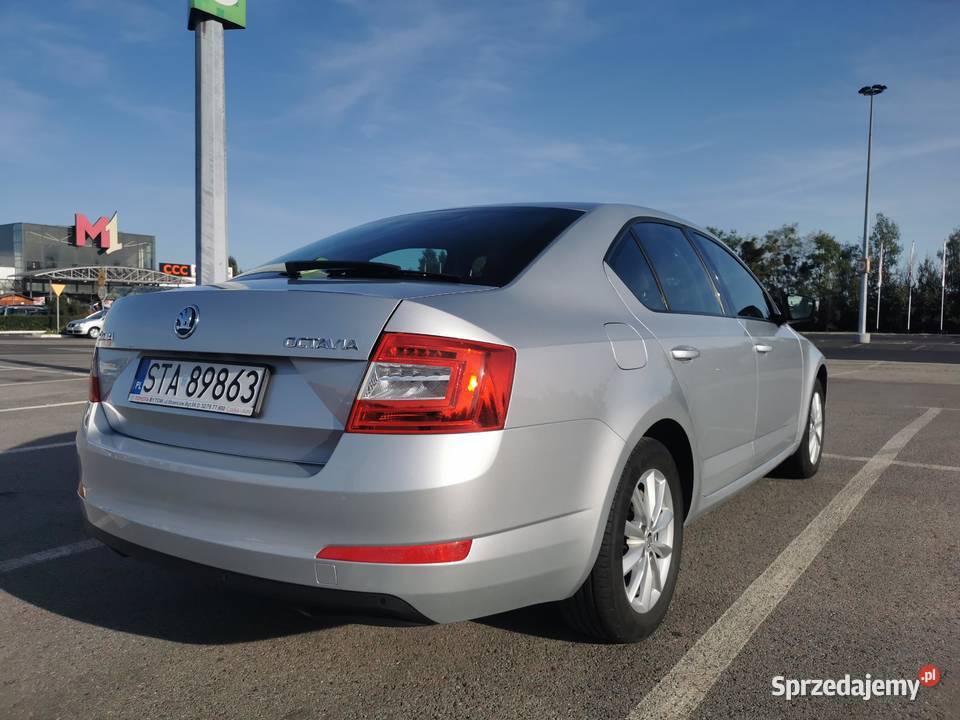 Skoda Octavia 3 III 14 Tsi 140 światła przeciwmgielne Radzionków