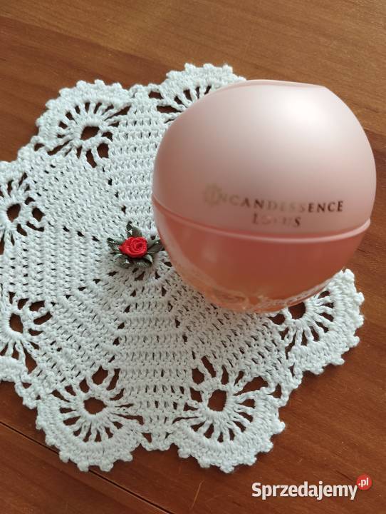 Woda perfumowana Incandessence Lotus z AVON sprzedam