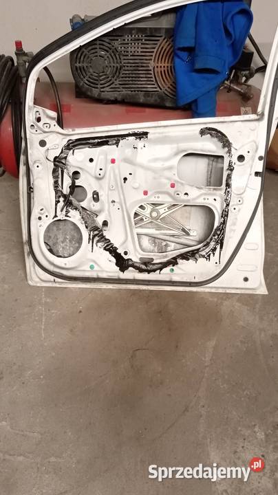 Toyota Yaris drzwi prawe Drzwi Sokołów Małopolski