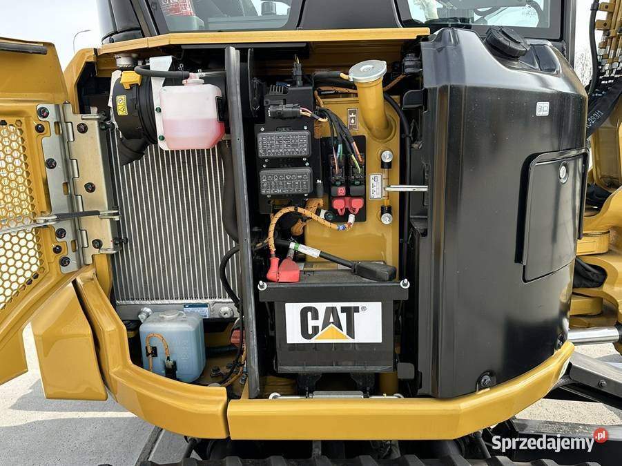 FABRYCZNIE NOWA MINIKOPARKA CATERPILLAR 3027 CR Tuliszków sprzedam