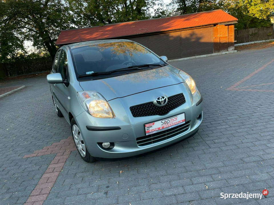 Toyota Yaris 13i VVTi 87 2005r SALON Polska mazowieckie