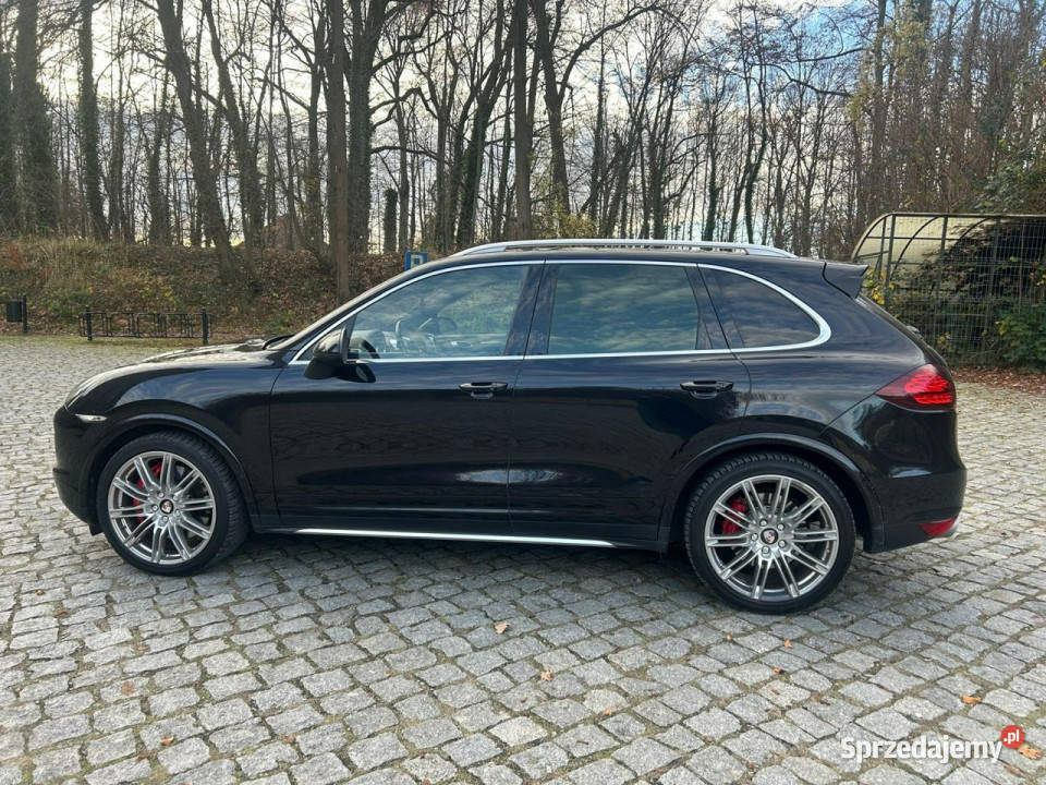 Porsche Cayenne Turbo Salon Polska II 2010 światła przeciwmgielne opolskie Nysa