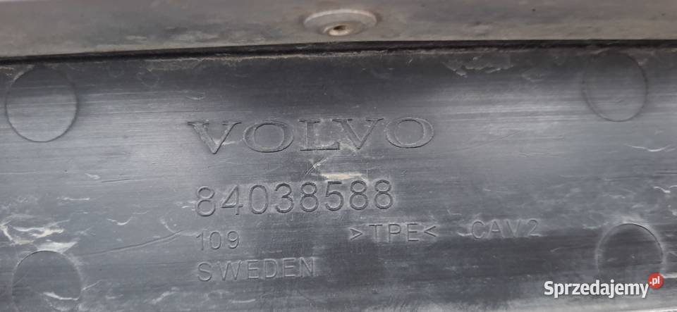 VOLVO FH4 FH4 DOKŁADKA ZDERZAKA SPOILER HOKEJ Listwy i nakładki Karoseria lubuskie Bieleń