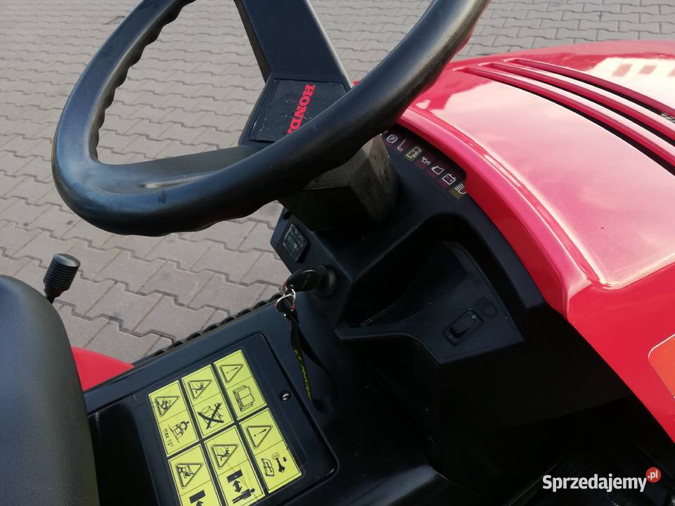 Traktor ogrodowy kosiarkaz pługiem śnieżnym Kobiele Wielkie