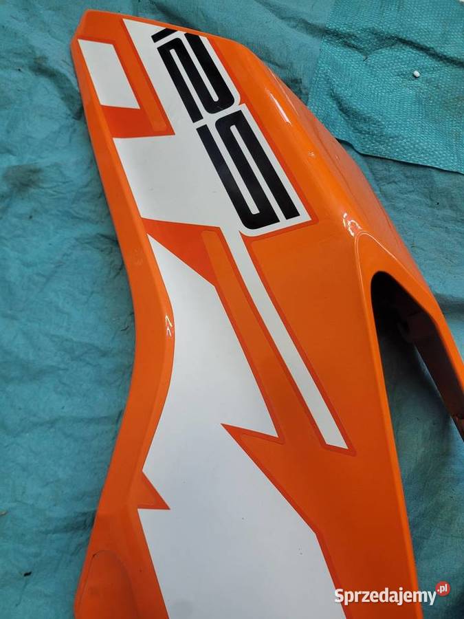 Ktm 125 duke 17 owiewka bok osłona lewa prawa Nowy Tomyśl