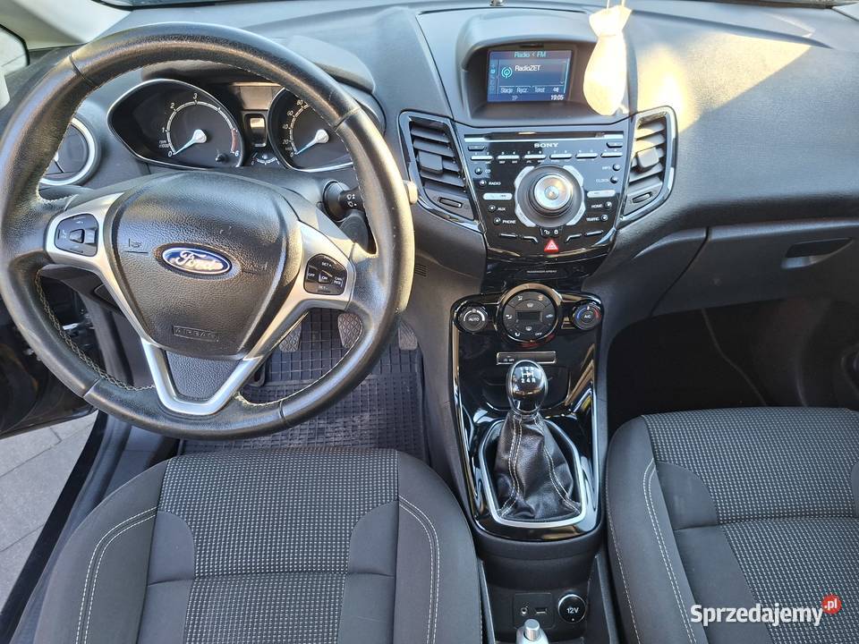 Ford Fiesta 2015 15tdci Navi Key Les PDC 95KM