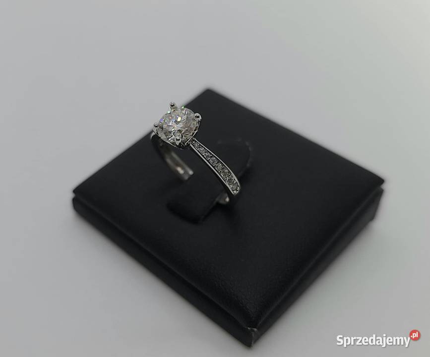Srebrny pierścionek próby 925 199g Rozmiar 10 Pierścionki Elbląg sprzedam