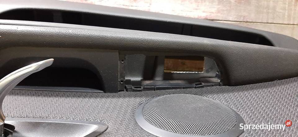 Boczek tapicerka drzwi BMW E90 Prawy przód świętokrzyskie Włoszczowa