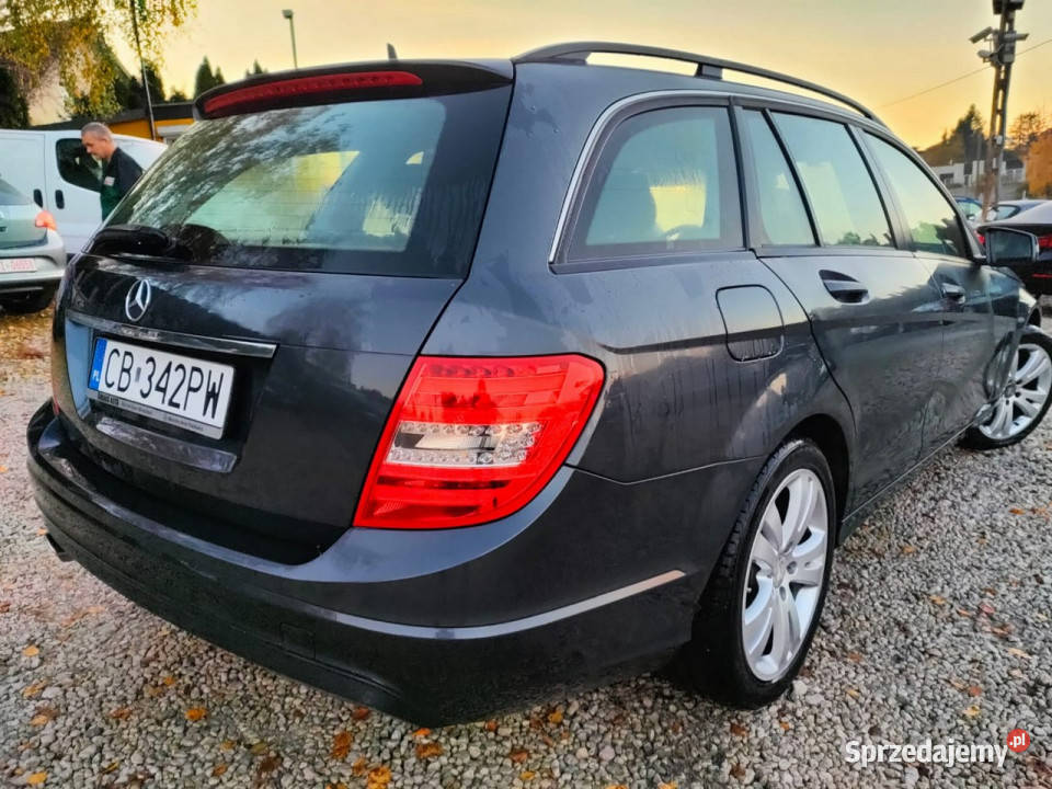 Mercedes C 200 Duża navi Bezwypadek W204 szary Bydgoszcz