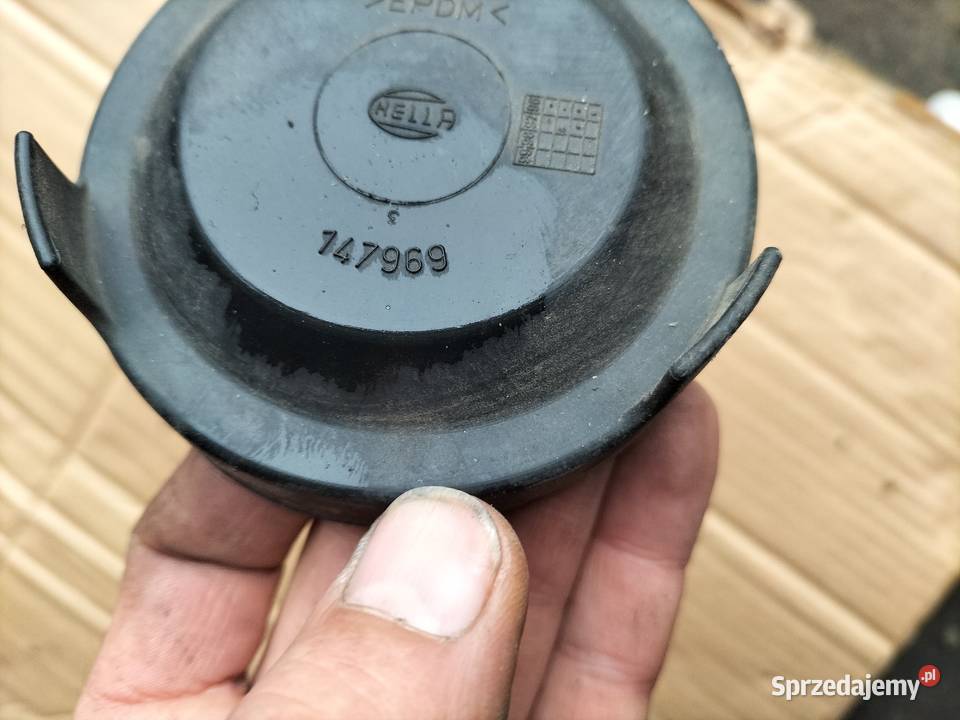DEKIELEK LAMPY OSŁONA ŻARÓWEK HELLA VOLVO S40 osobowe Kamień-Kolonia