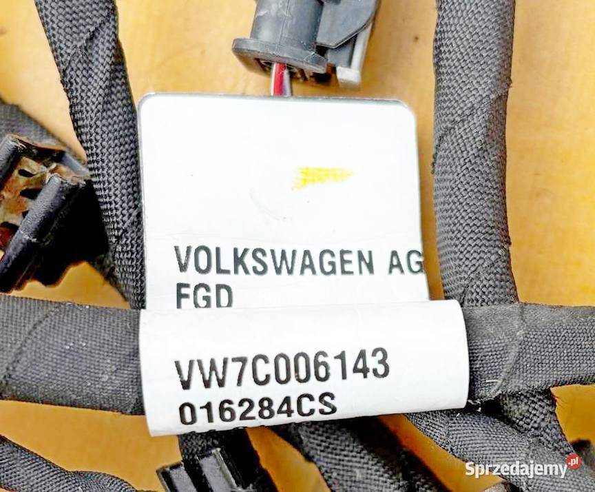 VW PASSAT B7 WIĄZKA PRZÓD PRZEWODÓW CZUJNIKA PDC Radom sprzedam