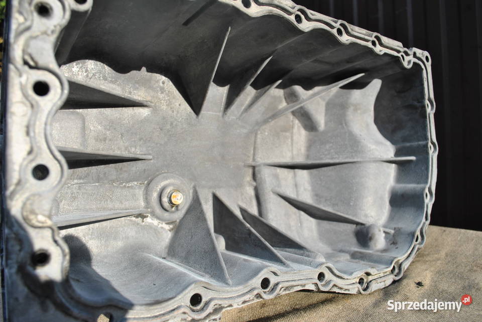 Misa olejowa RENAULT OPEL NISSAN Trafic2 Vivaro Poręba