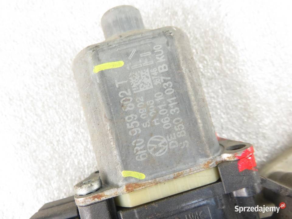 PODNOŚNIK SZYBY PRAWY 3D VW POLO V 6R0959802T osobowe małopolskie