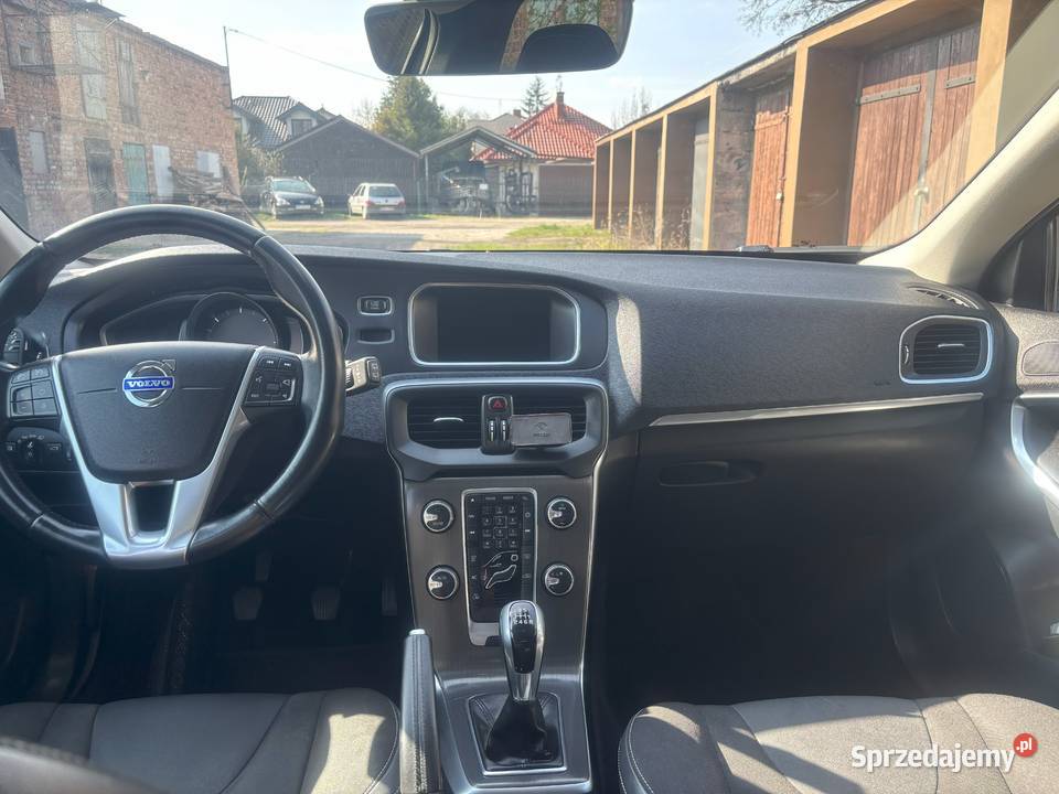 Sprzedam VOLVO v40 nieuszkodzony mazowieckie Płock