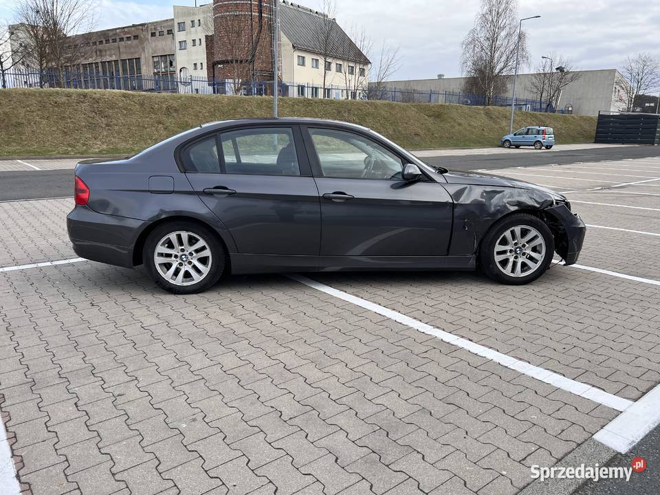 BMW 3 E90 20d 122 kolozji
