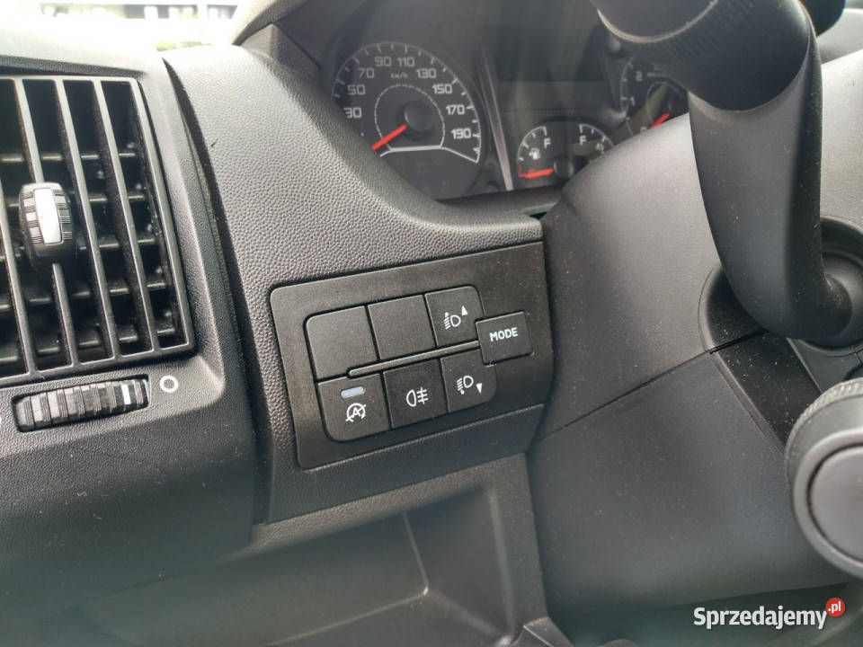 Fiat Ducato Furgon L2H2 22 h3power 140 dmc 33t centralny zamek Tychy