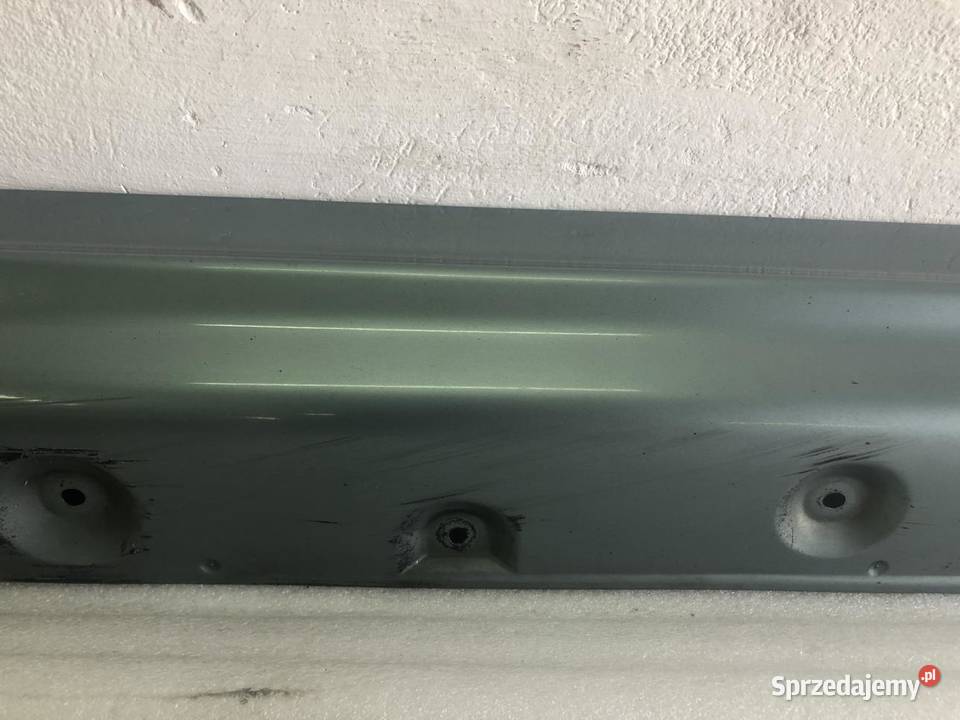 LISTWA PROGOWA PRAWA 8209756 SEDAN BMW E46 4226 Karoseria wielkopolskie