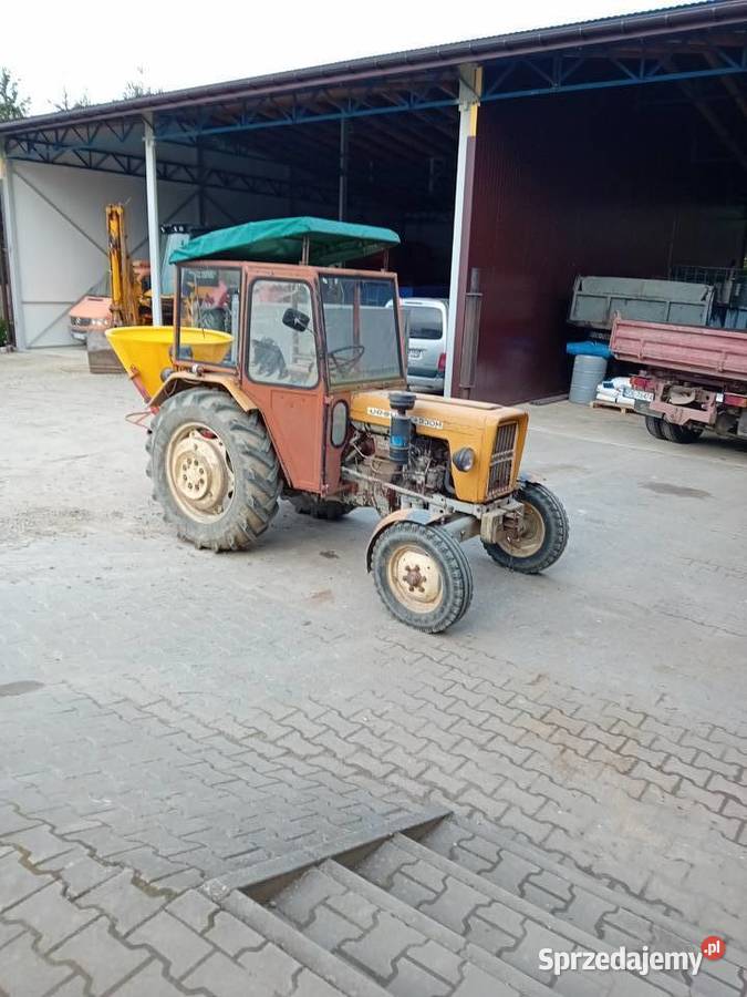 Kabina ursus c330 c330m c335 Lipiny