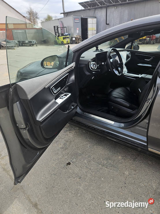 mercedes EQE 300 2023 r super stan pomorskie Kiełpino